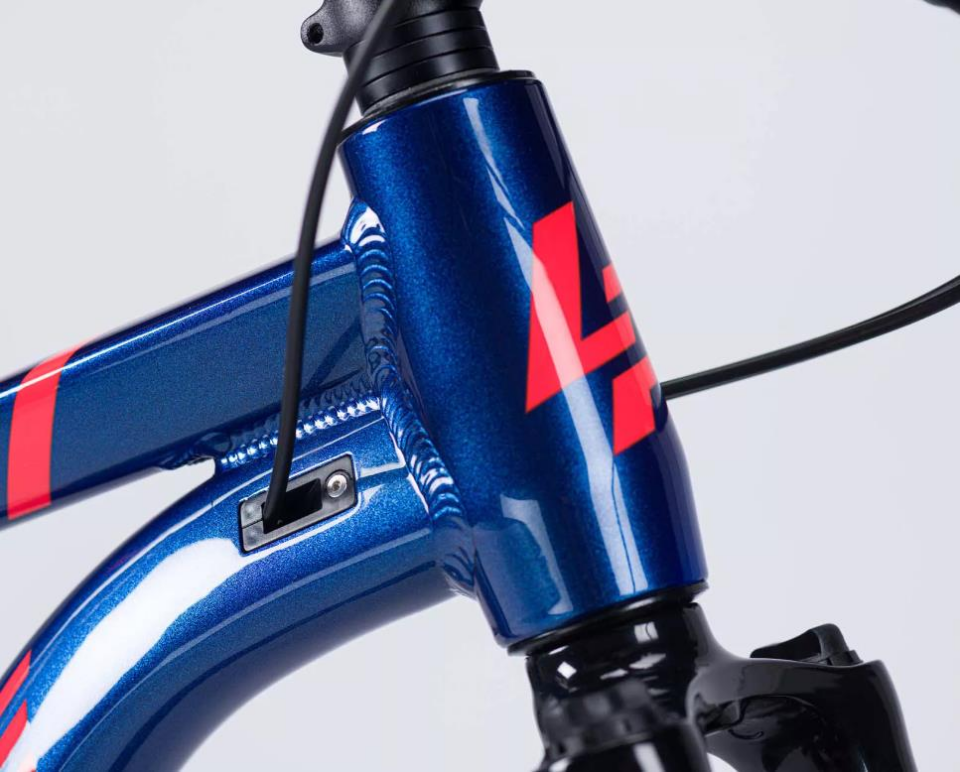 Lapierre CRP EDGE 2.7 21V HD Dağ Bisikleti 44Cm Mavi Neon Kırmızı Siyah Beyaz