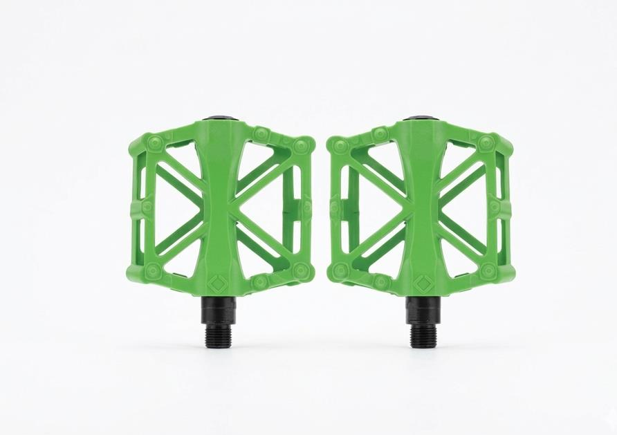 XBYC 1815 Bilyalı Bisiklet Platform Pedal Geniş Yapılı Bilyalı Alüminyum Pedal Yeşil